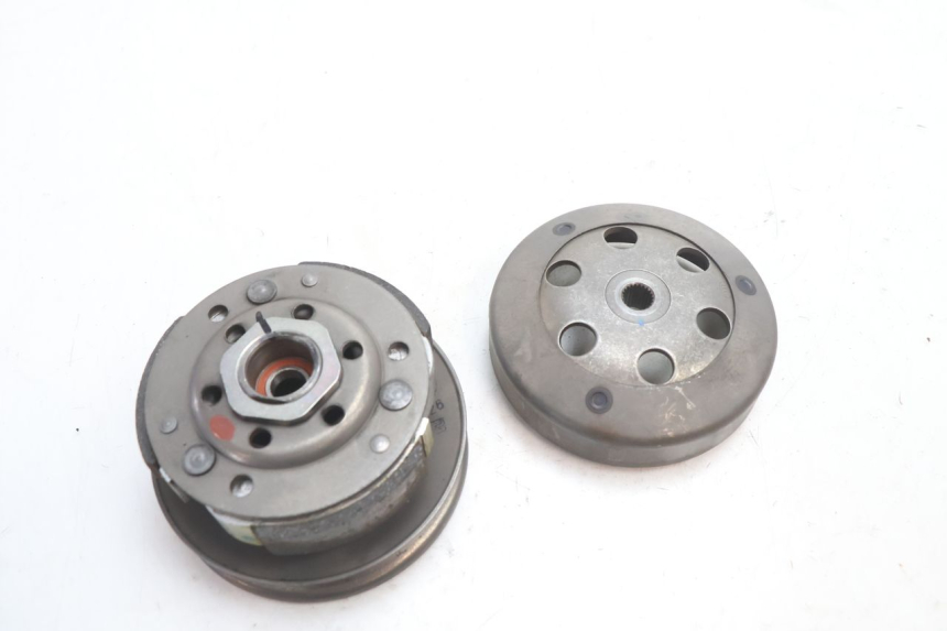 photo de CLUTCH PEUGEOT KISBEE 2T 50 (2018 - 2022) - Technical close-up