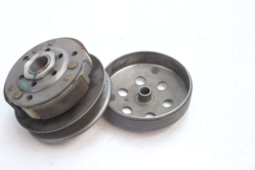 photo de CLUTCH PEUGEOT KISBEE 2T 50 (2010 - 2017) - Main view