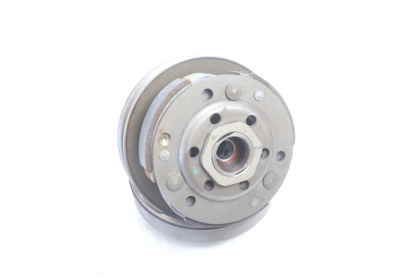photo de CLUTCH PEUGEOT KISBEE 2T 50 (2010 - 2017) - Surface and material condition