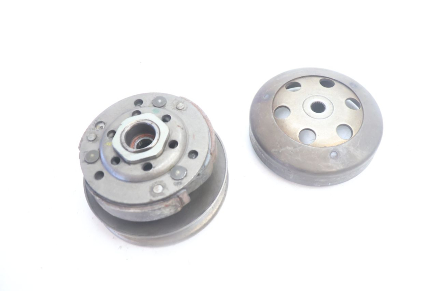 photo de CLUTCH PEUGEOT KISBEE 4T 50 (2018 - 2022) - Product overview