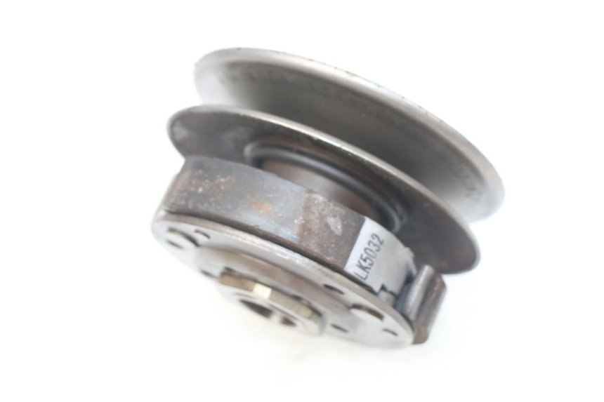 photo de CLUTCH PEUGEOT LUDIX 50 (2008 - 2017) - Alternative perspective