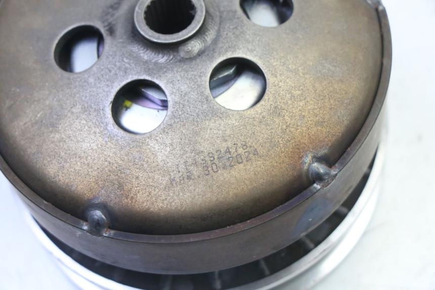 photo de CLUTCH PIAGGIO MP3 HPE 310 (2024 - 2025) - Alternative perspective