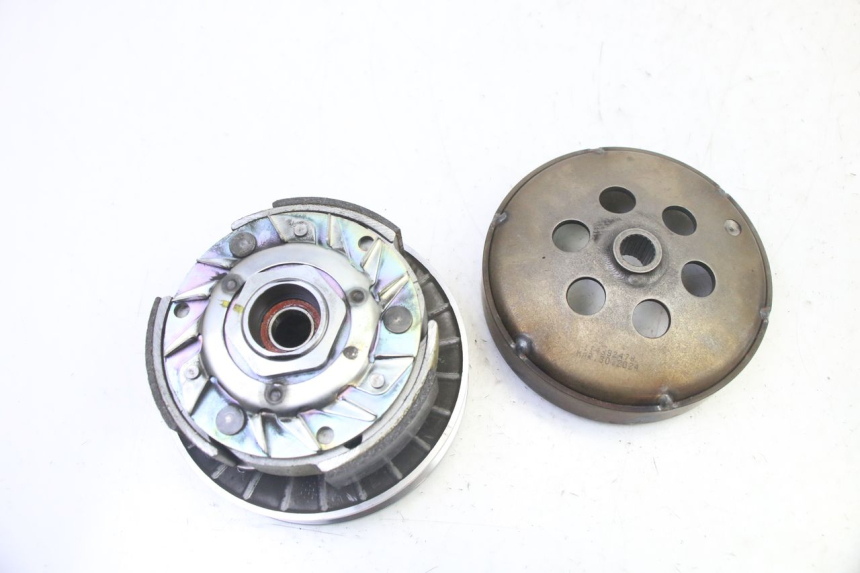 photo de CLUTCH PIAGGIO MP3 HPE 310 (2024 - 2025) - Product overview