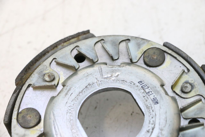 photo de CLUTCH PIAGGIO MP3 RL 250 (2006 - 2010) - Component detail