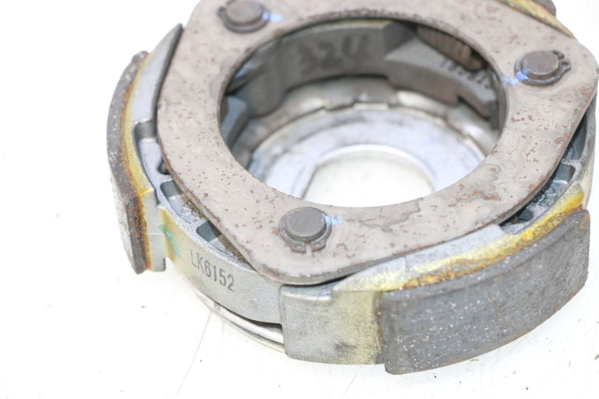 photo de CLUTCH PIAGGIO MP3 RL 250 (2006 - 2010) - Technical close-up
