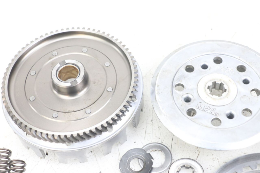 photo de CLUTCH RIEJU MRT 50 (2018 - 2021) - Fixing points details