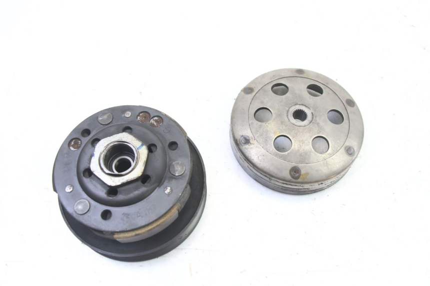 photo de CLUTCH KYMCO LIKE 4T 50 (2019 - 2025) - Alternative perspective