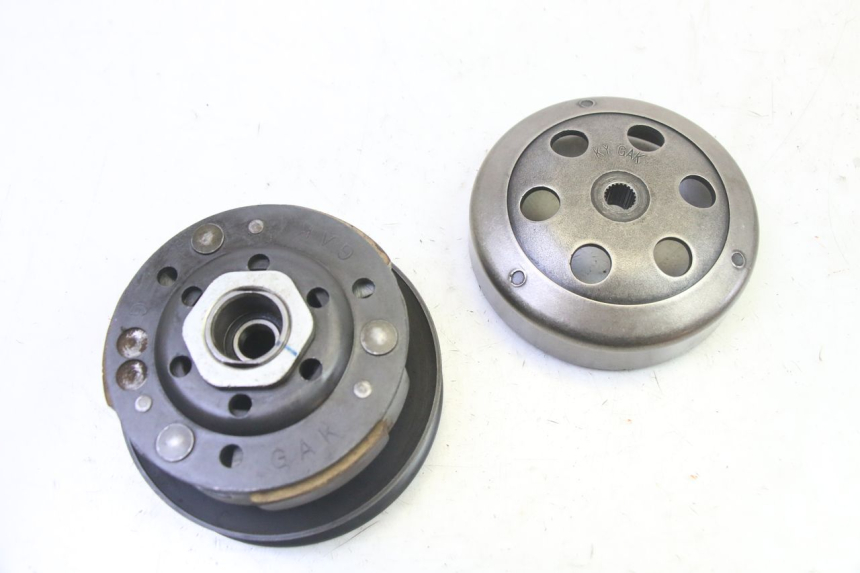 photo de CLUTCH KYMCO LIKE 4T 50 (2019 - 2025) - Surface and material condition