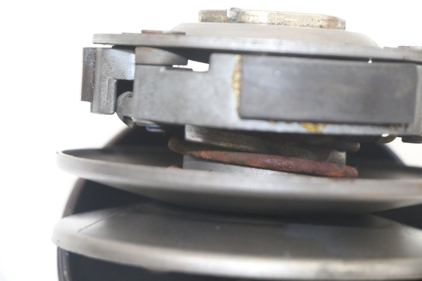 photo de CLUTCH PEUGEOT SPEEDFIGHT 3 LC 2T 50 (2009 - 2015) - Technical close-up