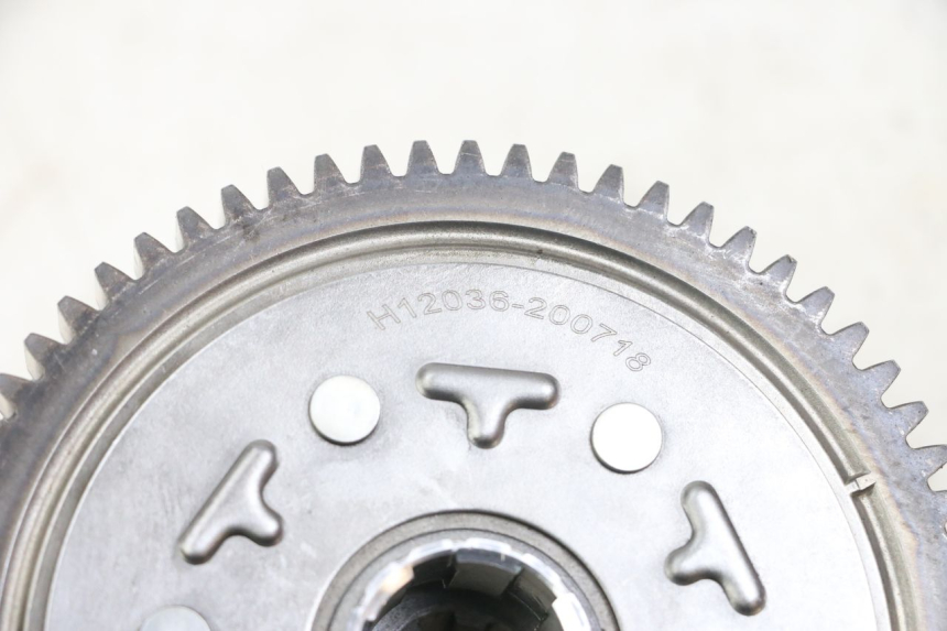 photo de CLUTCH APOLLO RFZ 140 - Alternative perspective