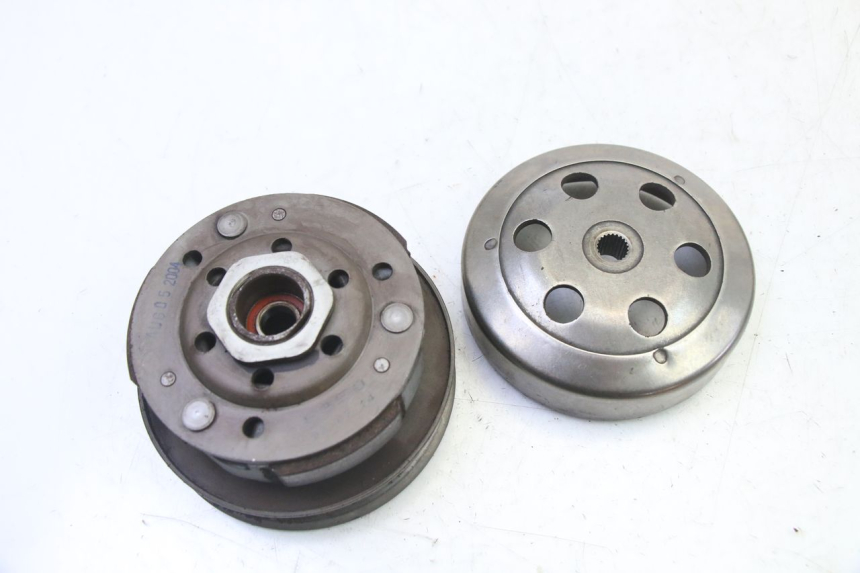 photo de CLUTCH PGO RODOSHOW 2T 50 (2003 - 2007) - Alternative perspective