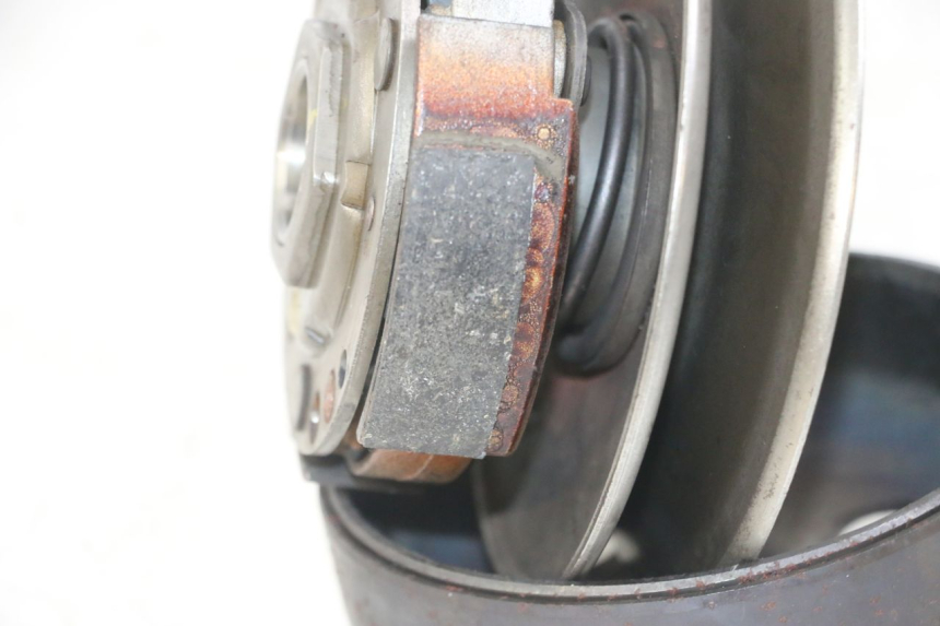 photo de CLUTCH PEUGEOT SATELIS 125 (2013 - 2018) - Surface and material condition