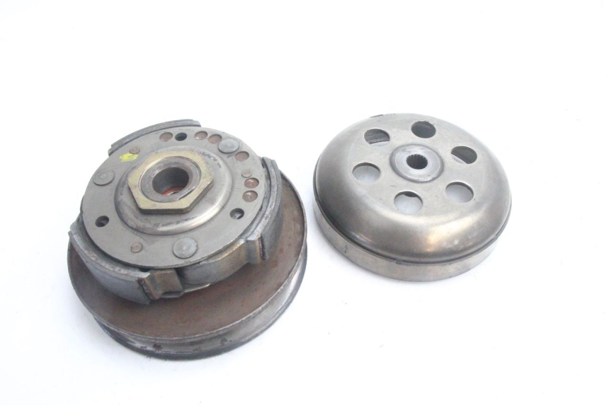 photo de CLUTCH PEUGEOT SATELIS 125 (2006 - 2009) - Technical close-up