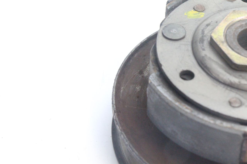 photo de CLUTCH PEUGEOT SATELIS 125 (2006 - 2009) - Fixing points details