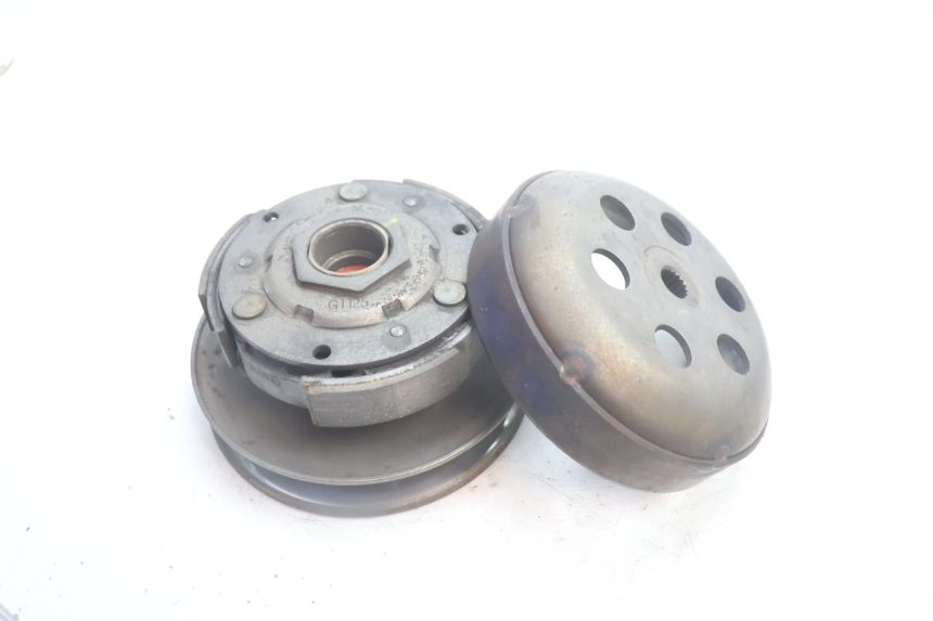 photo de CLUTCH PEUGEOT SATELIS 125 (2013 - 2018) - Zoom on usage condition