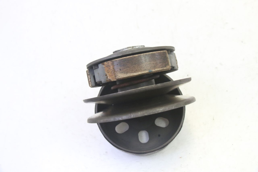 photo de CLUTCH HONDA SCV LEAD 100 (2003 - 2007) - Alternative perspective