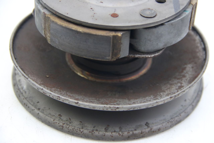 photo de CLUTCH SUZUKI SIXTEEN 125 (2008 - 2010) - Technical close-up