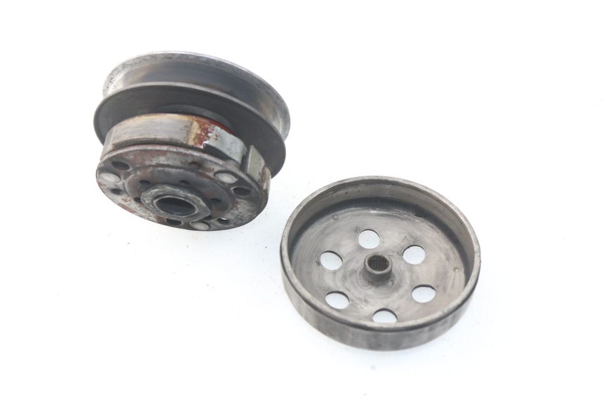 photo de CLUTCH HONDA SJ BALI 50 (1996 - 1999) - Alternative perspective