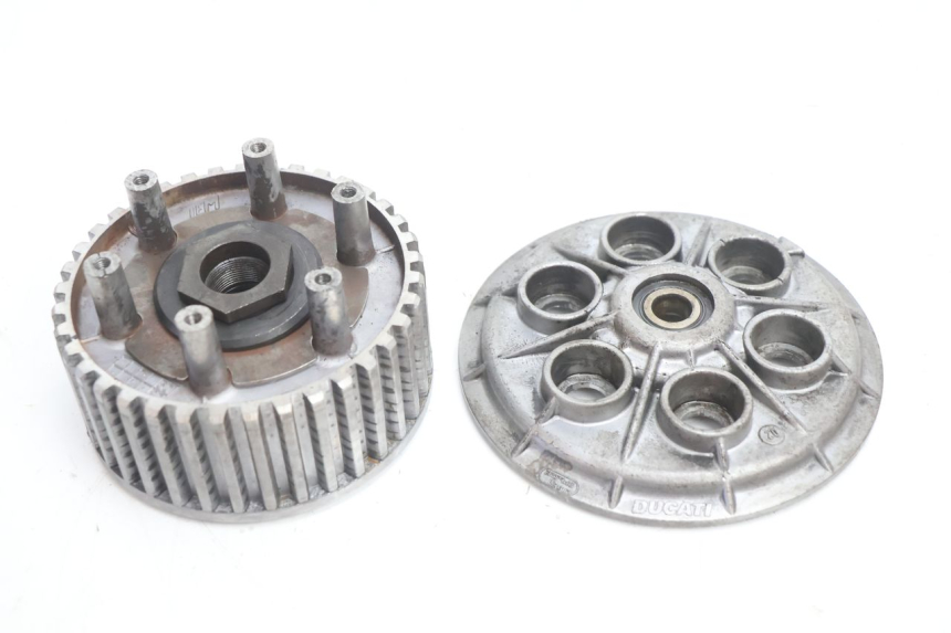 photo de CLUTCH DUCATI SS IE DS CARENEE 1000 (2002 - 2006) - Technical close-up