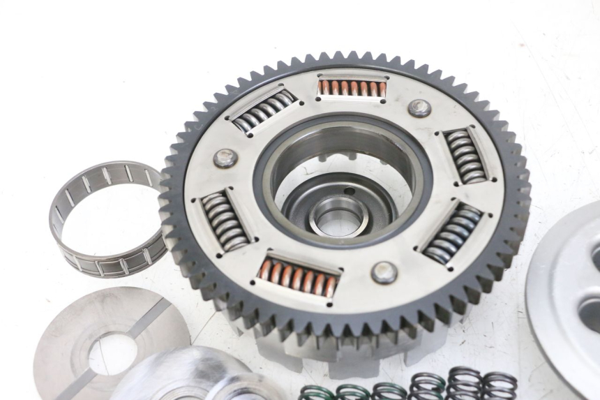 photo de CLUTCH YAMAHA TDM ABS 900 (2002 - 2014) - High-resolution close-up