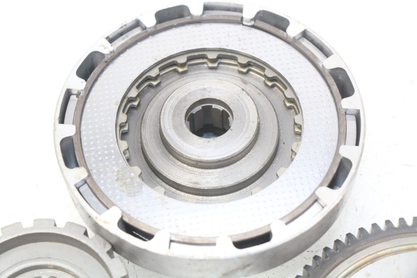 photo de CLUTCH NITRO MOTORS THUNDER 125 - Technical close-up