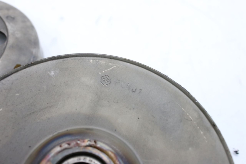 photo de CLUTCH PIAGGIO TYPHOON 50 (1993 - 1999) - Fixing points details