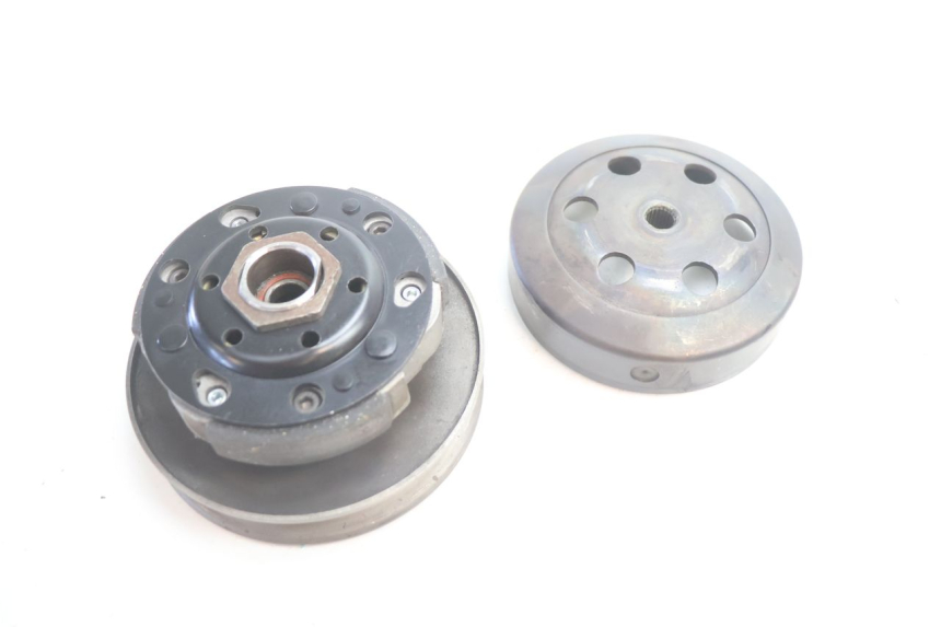 photo de CLUTCH PIAGGIO TYPHOON 50 (1993 - 1999) - Alternative perspective