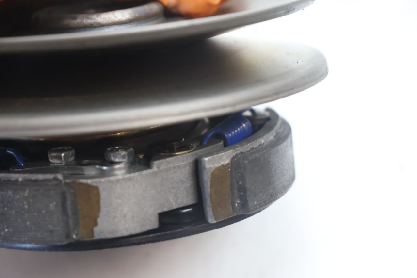 photo de CLUTCH PIAGGIO TYPHOON 50 (1993 - 1999) - Fixing points details