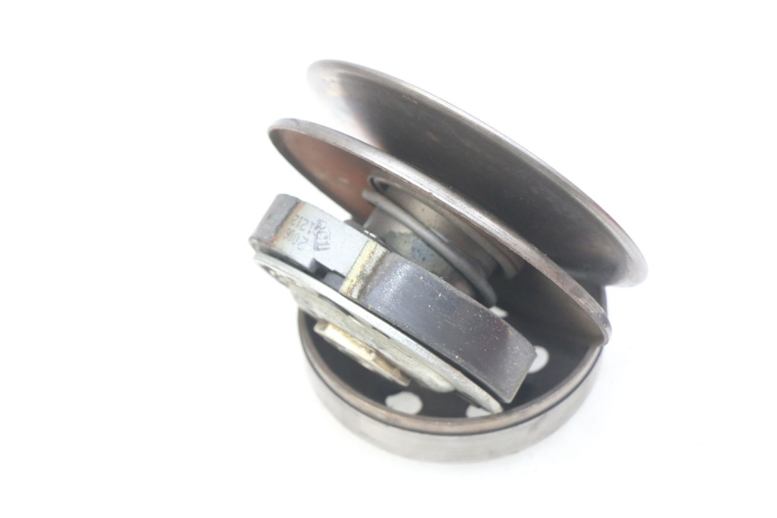 photo de CLUTCH PIAGGIO VESPA PRIMAVERA 2T 50 (2013 - 2018) - Alternative perspective