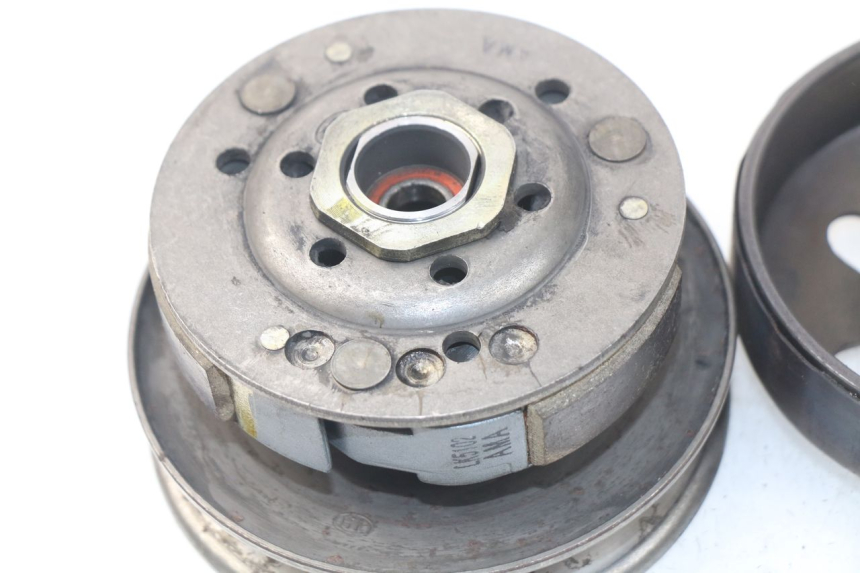 photo de CLUTCH PEUGEOT VIVACITY NEW 4T 50 (2008 - 2017) - Technical close-up