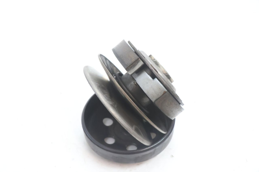 photo de CLUTCH PEUGEOT VIVACITY 50 (2004 - 2009) - Alternative perspective