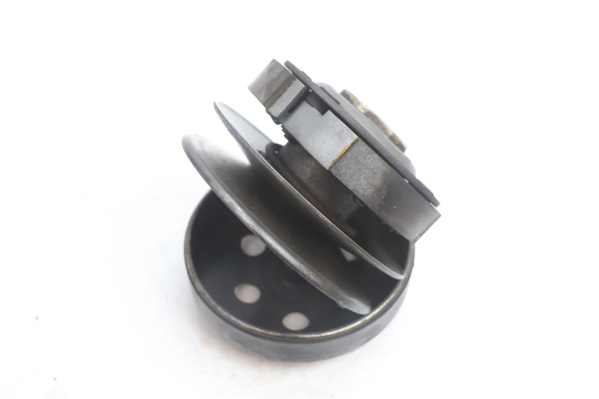 photo de CLUTCH PEUGEOT VIVACITY 50 (2004 - 2009) - Alternative perspective