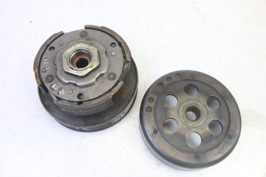 photo de CLUTCH YAMAHA XMAX X-MAX 125 (2006 - 2009) - Component detail