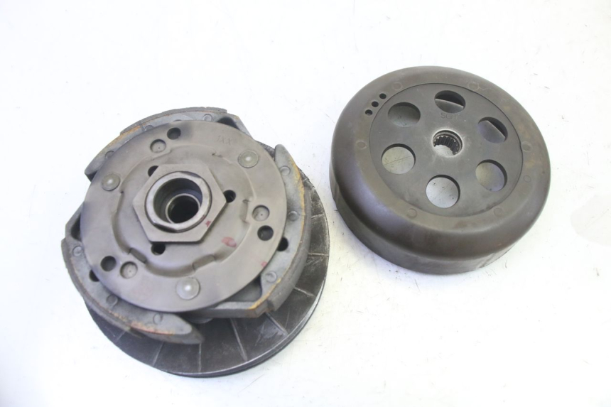 photo de CLUTCH YAMAHA X-MAX XMAX 250 (2006 - 2009) - Technical close-up