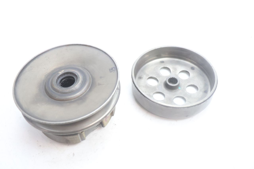 photo de CLUTCH YAMAHA XMAX X-MAX 125 (2006 - 2009) - Fixing points details