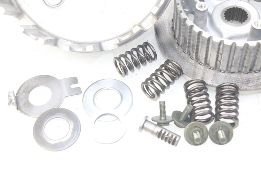 photo de CLUTCH SUZUKI XF FREEWIND 650 (1997 - 2003) - High-resolution close-up