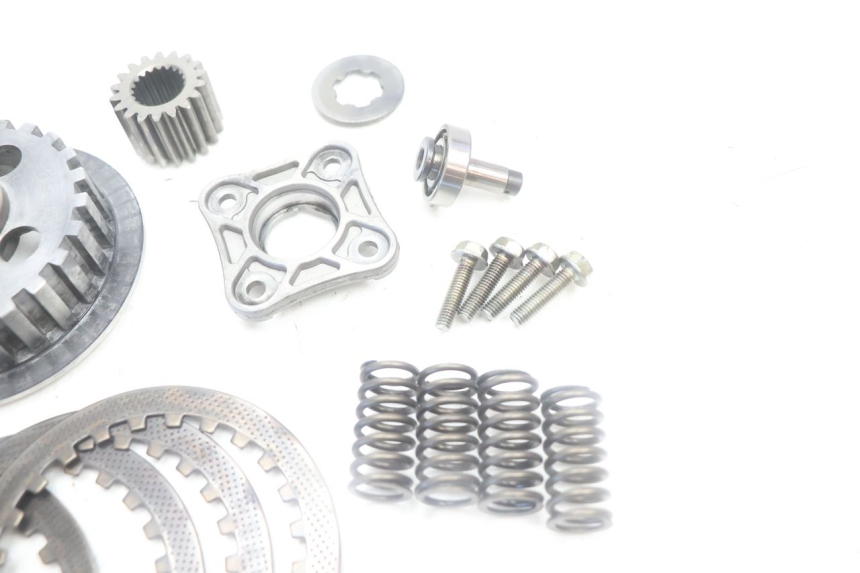 photo de CLUTCH SMC XROAD 150 - Markings and original references
