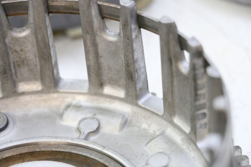 photo de CLUTCH YAMAHA FZ6 FAZER S2 600 (2007 - 2011) - Fixing points details