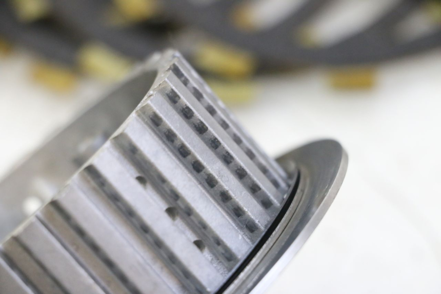 photo de CLUTCH YAMAHA YZ-F YZF 250 (2007 - 2013) - Fixing points details