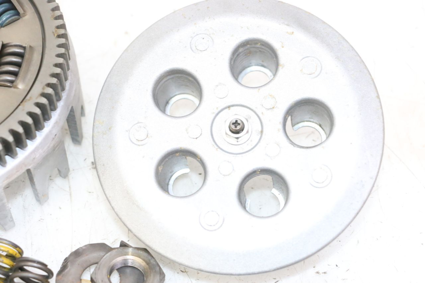 photo de CLUTCH YAMAHA YFM R RAPTOR 250 (2008 - 2014) - Fixing points details