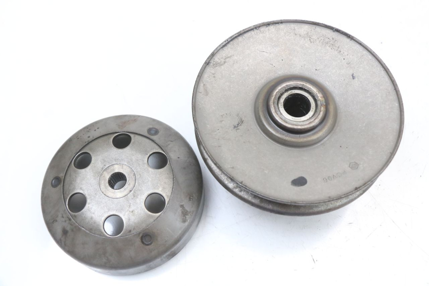 photo de CLUTCH PIAGGIO ZIP 2T 50 (2009 - 2019) - Technical close-up