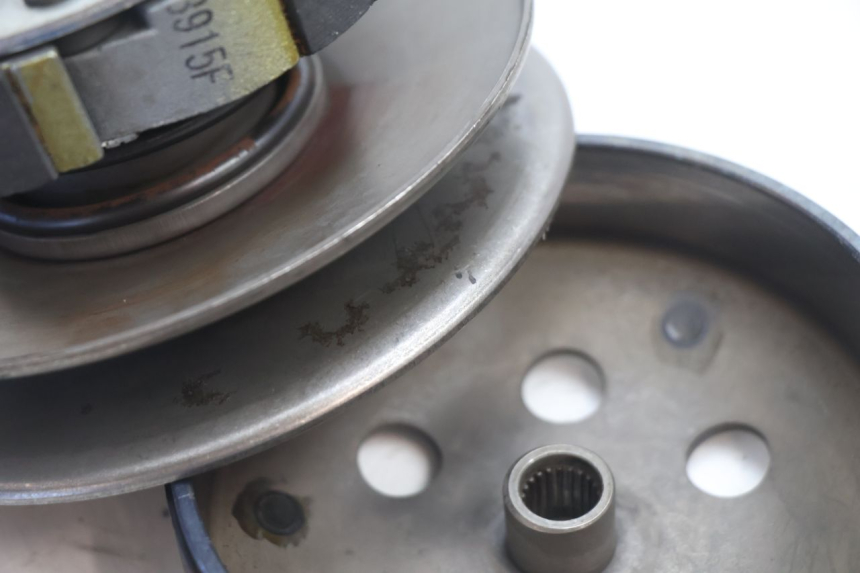 photo de CLUTCH PIAGGIO ZIP 2T 50 (2009 - 2019) - Zoom on usage condition