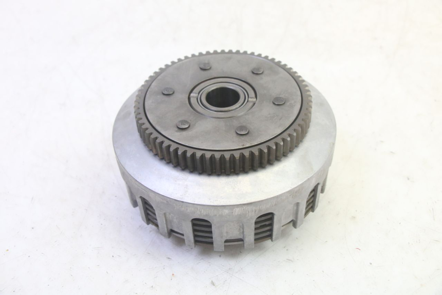 photo de CLUTCH KAWASAKI ZR 7 750 (1999 - 2004) - High-resolution close-up