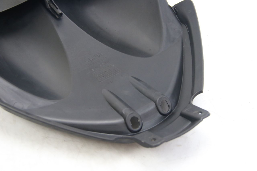 photo de SPEEDOMETER SURROUND APRILIA ATLANTIC 500 (2002 - 2003) - Spare part profile view