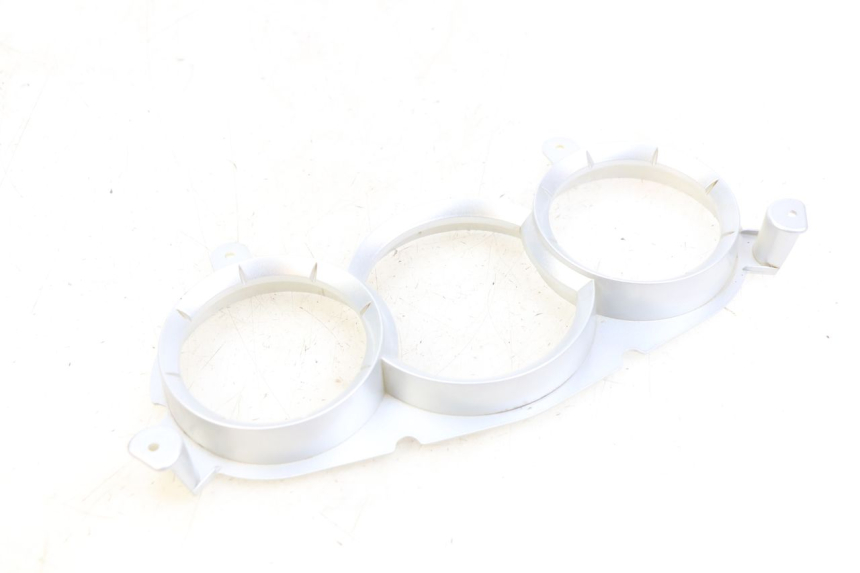 photo de SPEEDOMETER SURROUND PEUGEOT CITYSTAR AIR 125 (2014 - 2017) - Zoom on usage condition