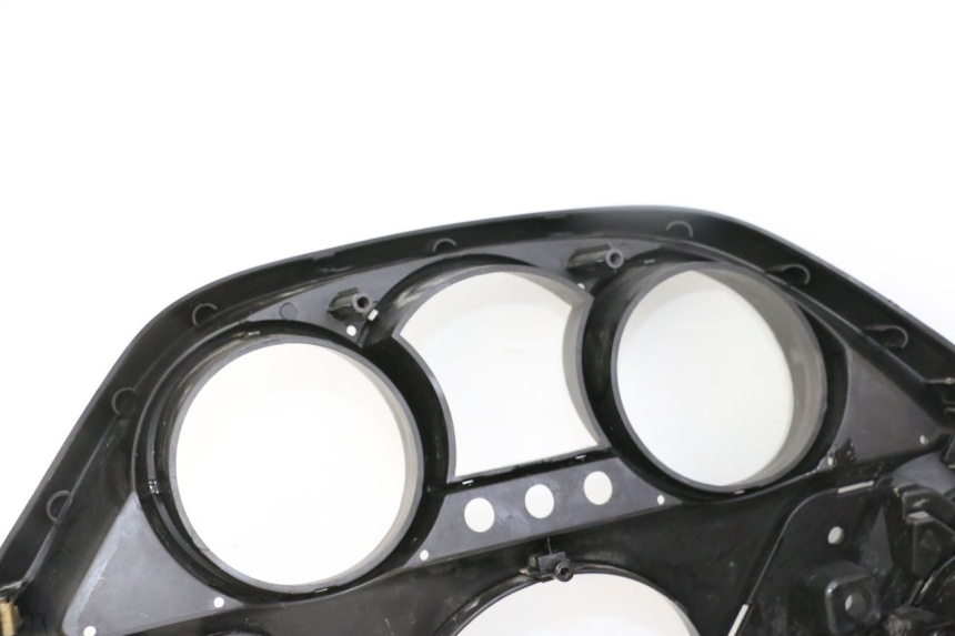 photo de SPEEDOMETER SURROUND KYMCO DINK STREET 125 (2009 - 2014) - Technical close-up