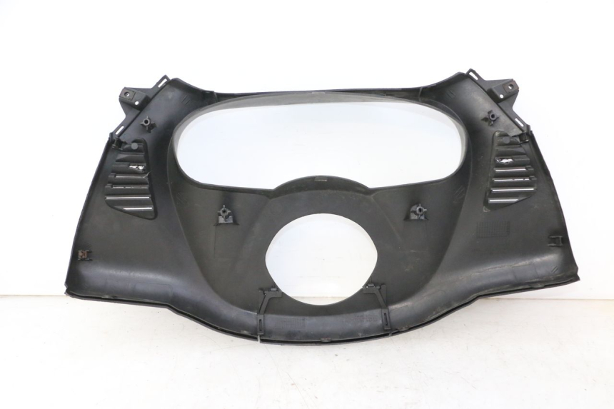 photo de SPEEDOMETER SURROUND HONDA FES S-WING SWING ABS 125 (2007 - 2015) - Technical close-up