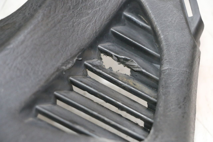 photo de SPEEDOMETER SURROUND HONDA FES S-WING SWING ABS 125 (2007 - 2015) - Markings and original references