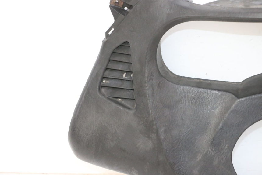 photo de SPEEDOMETER SURROUND HONDA FES S-WING SWING ABS 125 (2007 - 2015) - Component zoom