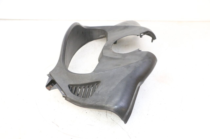 photo de SPEEDOMETER SURROUND HONDA FES S-WING SWING ABS 125 (2007 - 2015) - Zoom on usage condition